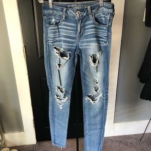 American Eagle skinny jeans w/ rips